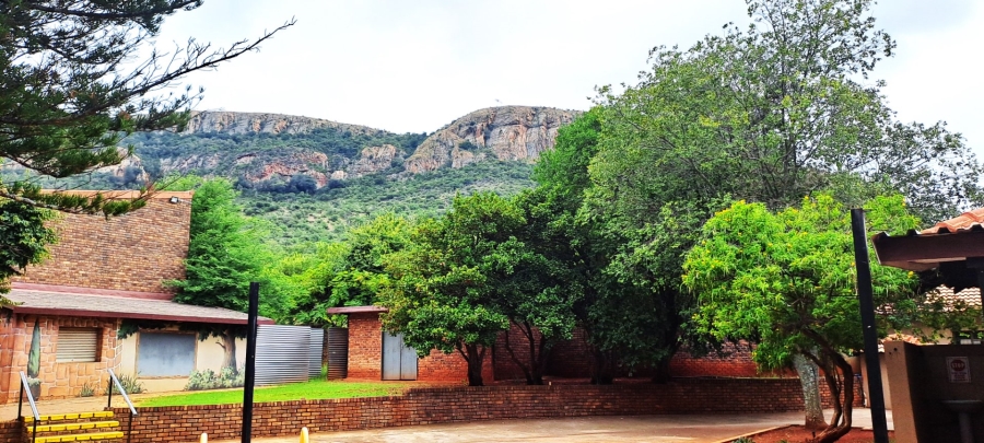 Commercial Property for Sale in Melodie North West